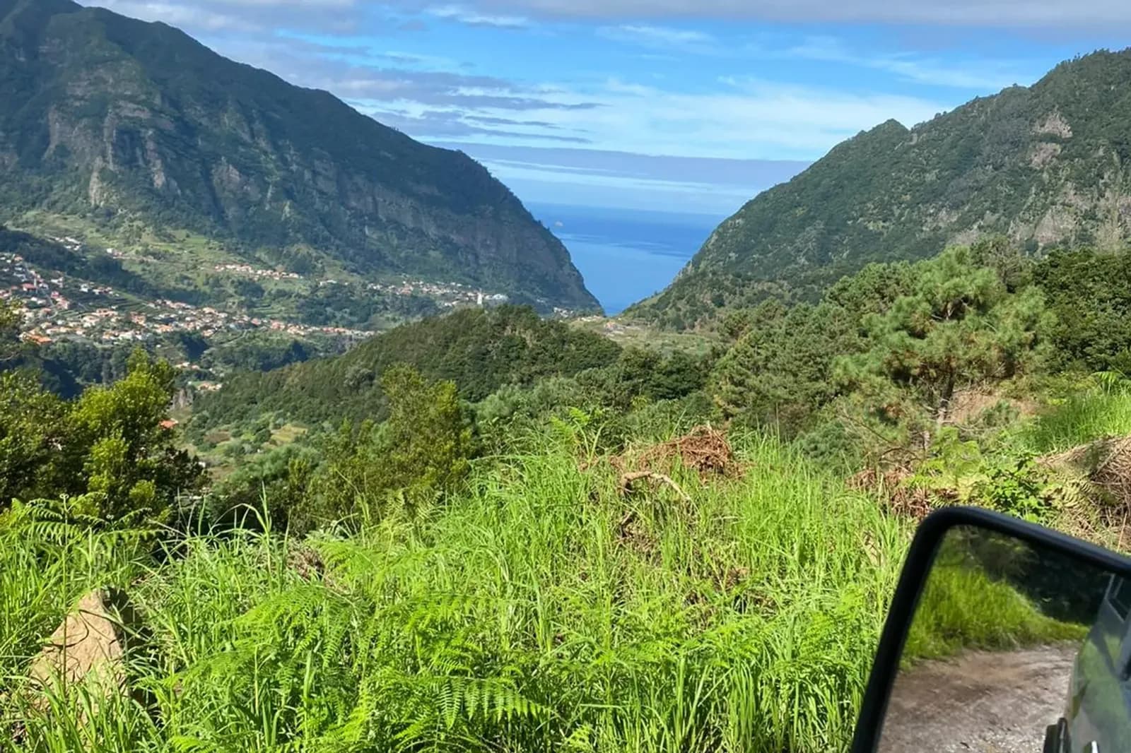Valley opening to the ocean, seen from the 4x4 on the north-west route